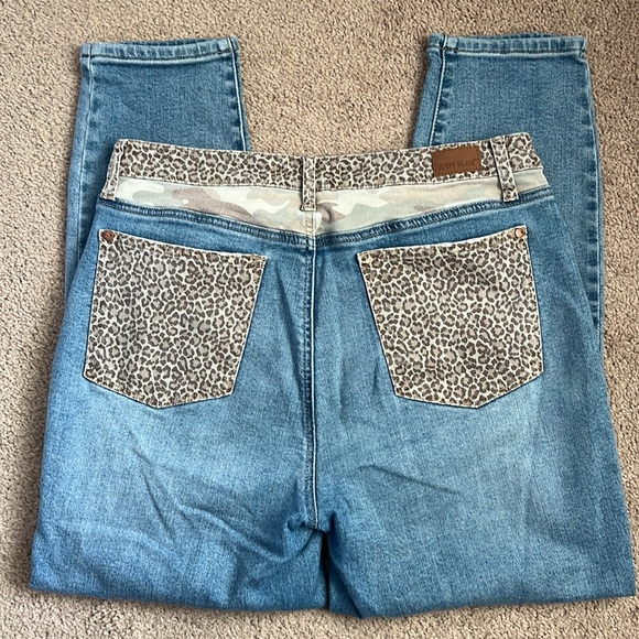 Judy Blue Camo and Leopard Jeans - Picture 6 of 10